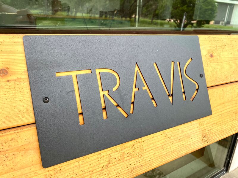 Travis cabin photo 3