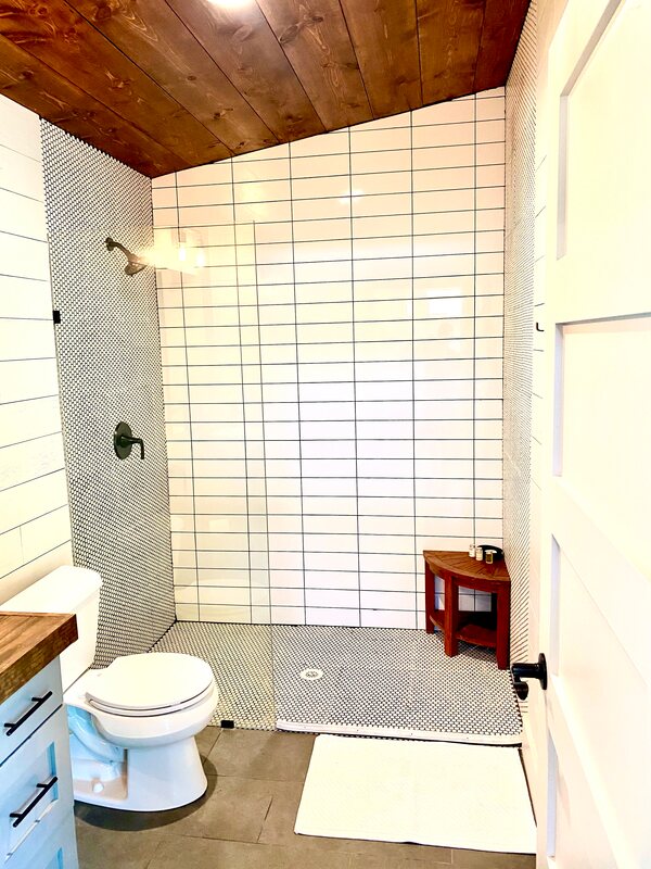 Charles cabin photo 1