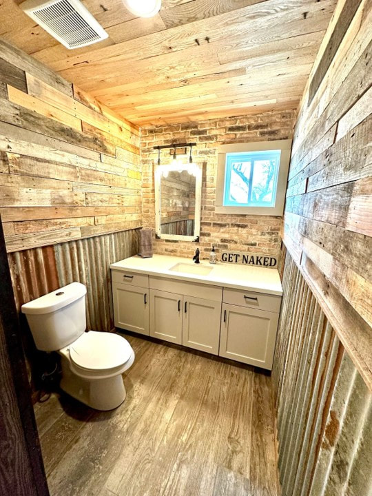 Double T Ranch House cabin photo 4