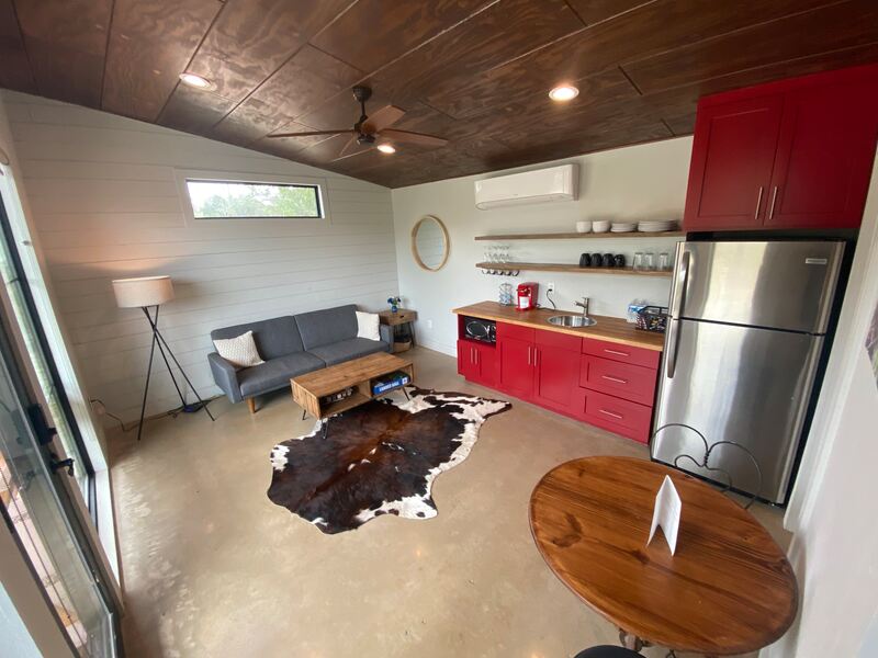 Charles cabin photo 15
