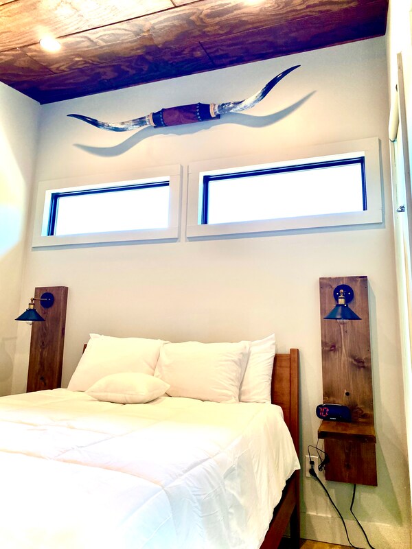 Charles cabin photo 3