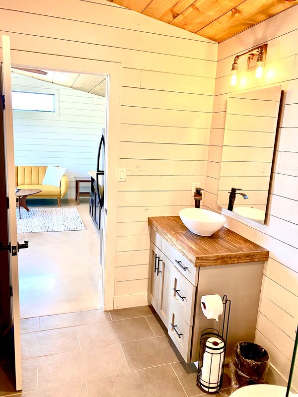Louie cabin photo 2