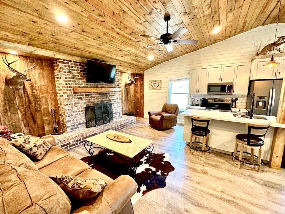 Double T Ranch House cabin