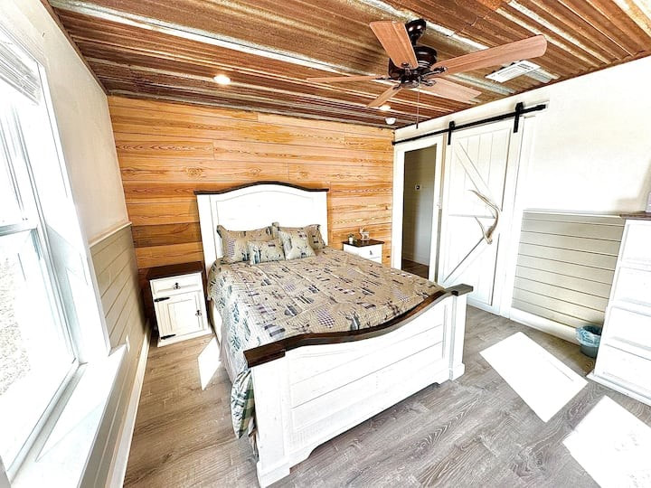 Double T Ranch House cabin photo 18